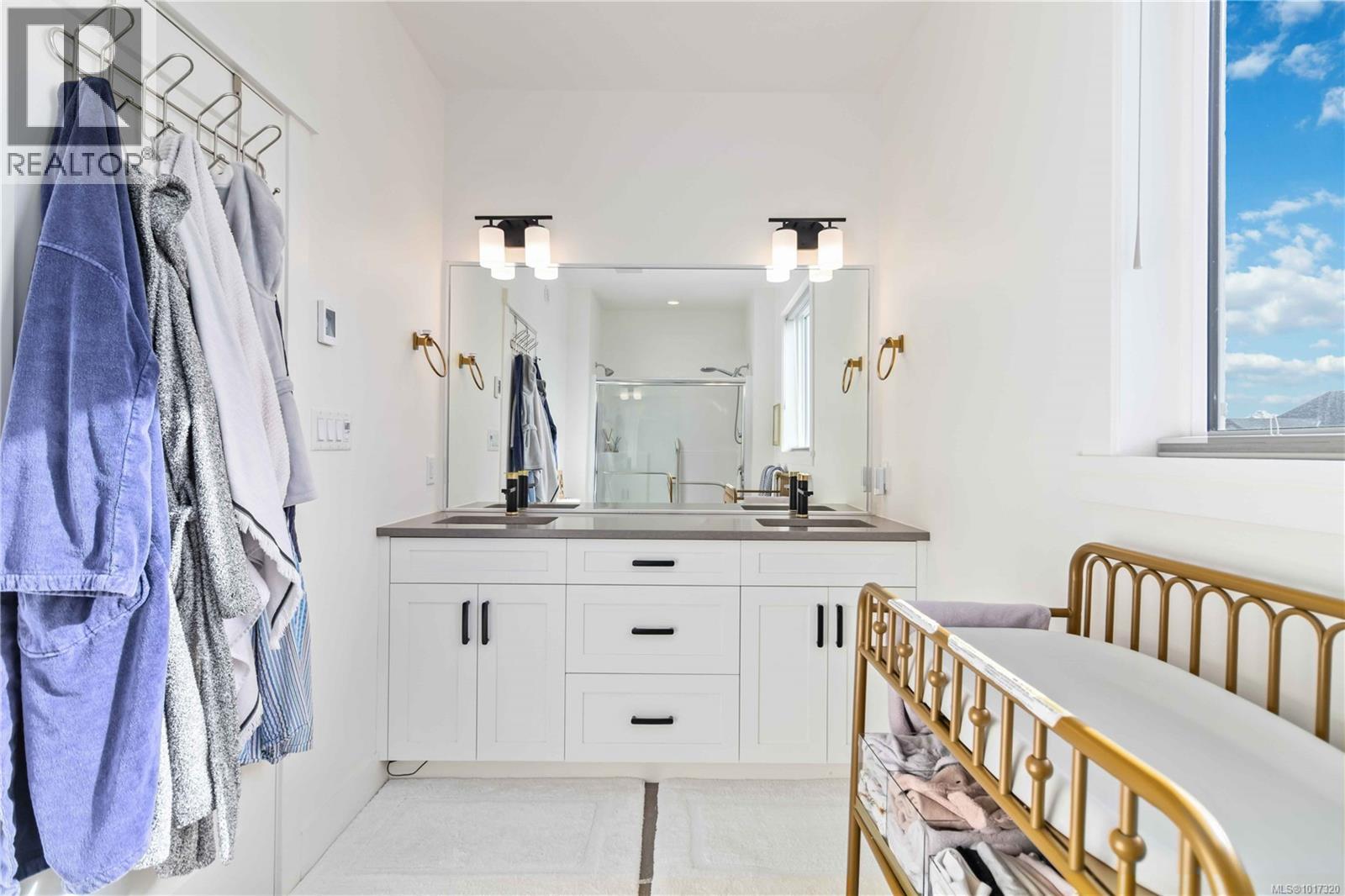  6554 Noblewood Place, Sooke