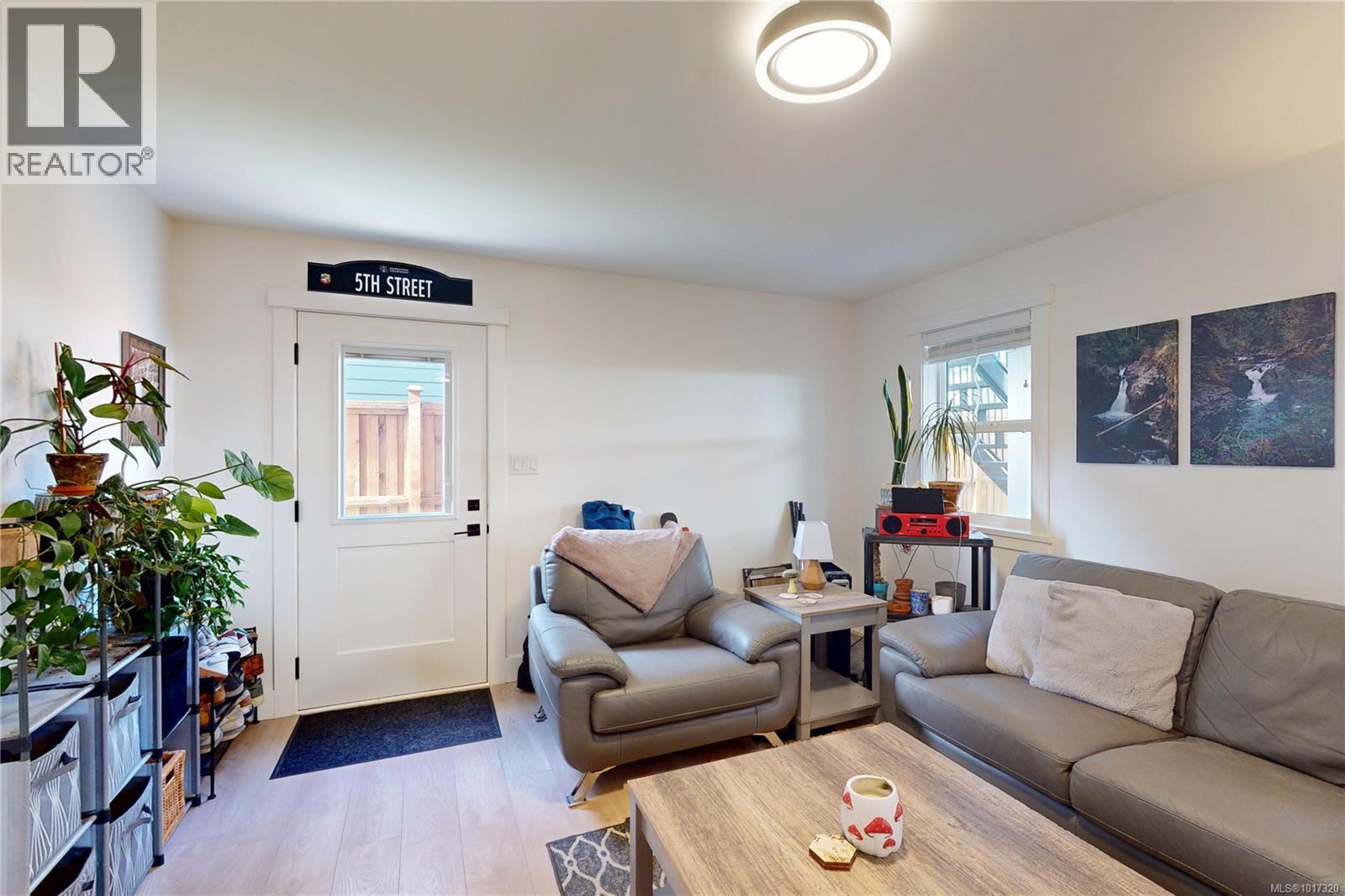  6554 Noblewood Place, Sooke