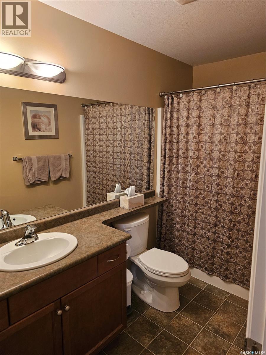 Single Family House High rise for Sale in   Nelson ROAD Saskatoon 