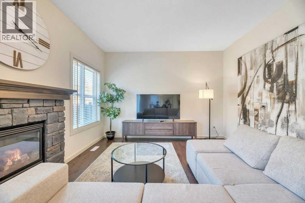 Single Family House for Sale in  St Moritz Drive SW Springbank Hill Calgary 