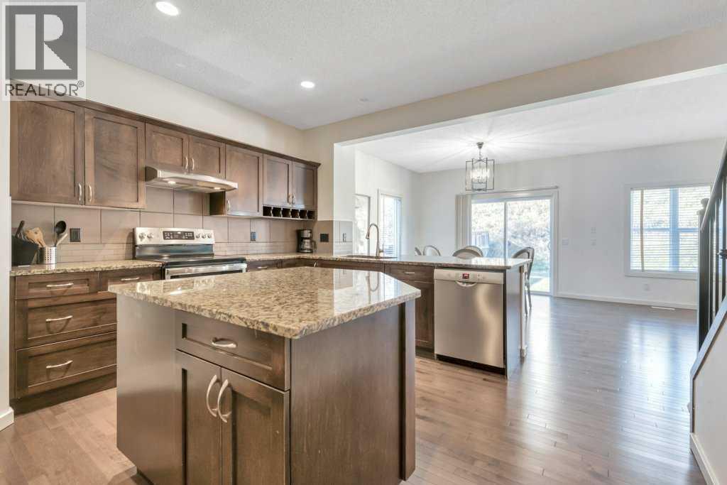 Single Family House for Sale in  St Moritz Drive SW Springbank Hill Calgary 