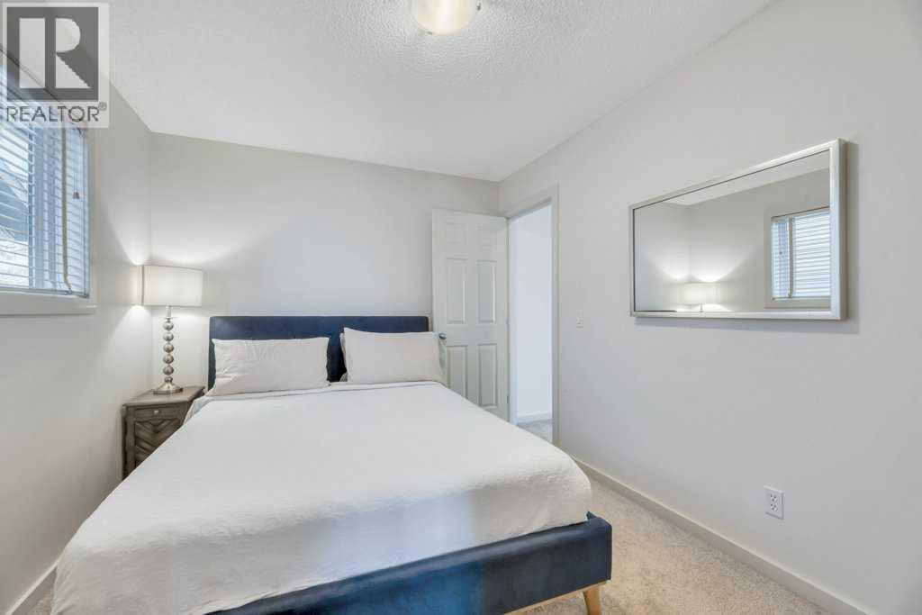 Single Family House for Sale in  St Moritz Drive SW Springbank Hill Calgary 