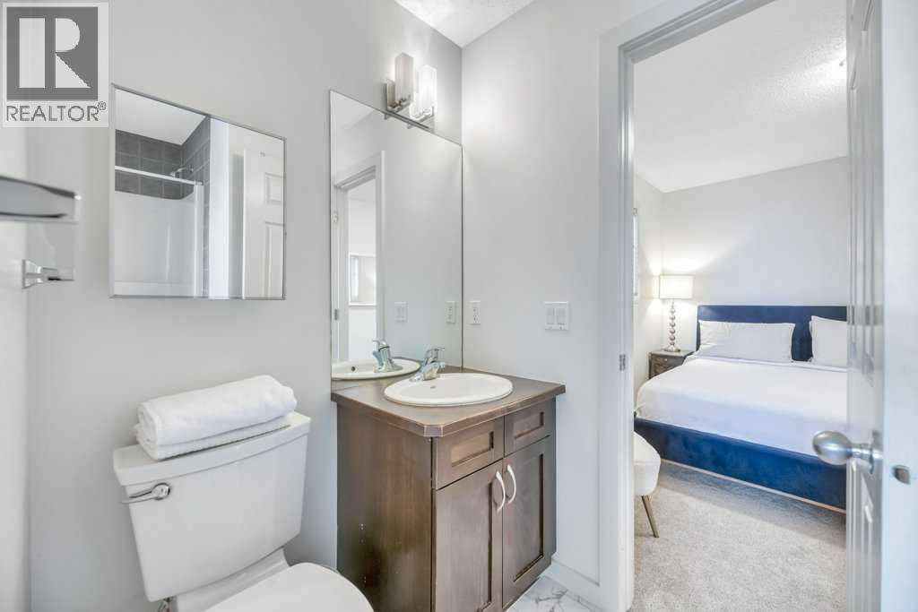 Single Family House for Sale in  St Moritz Drive SW Springbank Hill Calgary 