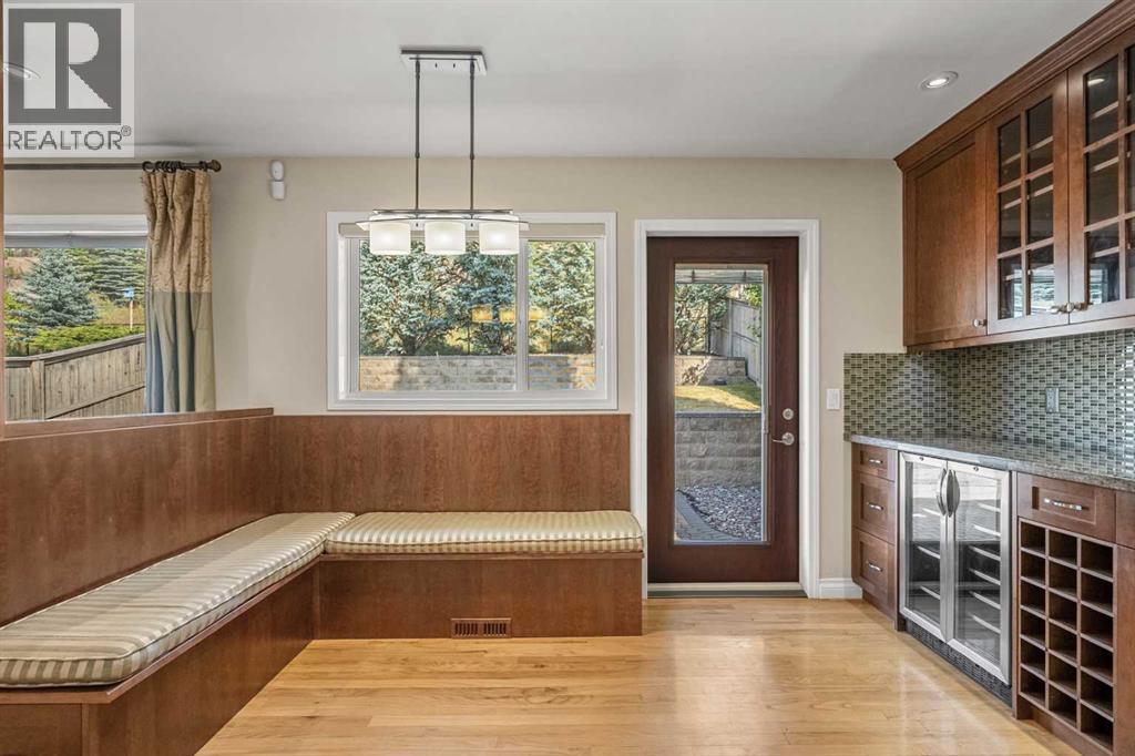 Single Family House for Sale in  Springbank Way SW Springbank Hill Calgary 