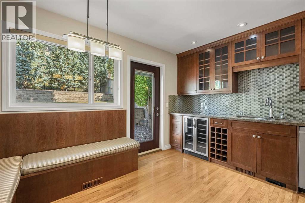 Single Family House for Sale in  Springbank Way SW Springbank Hill Calgary 