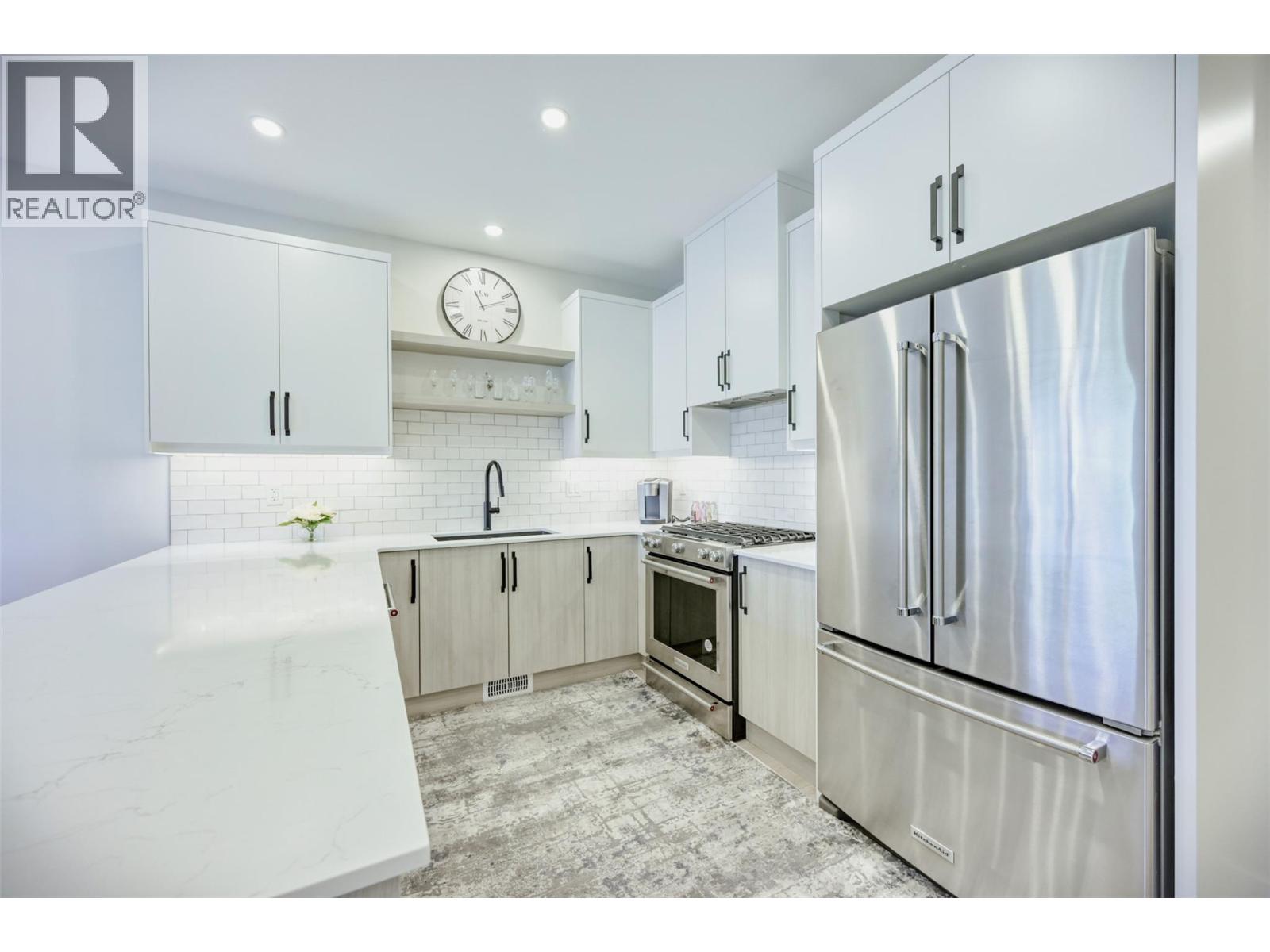 8000 VEDETTE Drive Unit# 5, Osoyoos