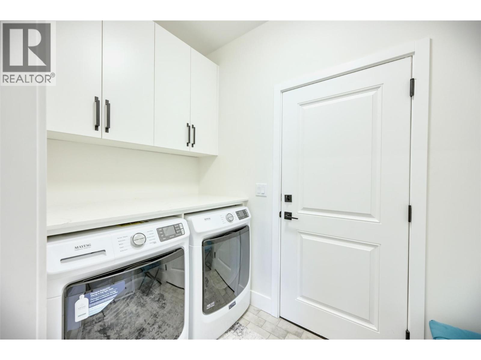 8000 VEDETTE Drive Unit# 5, Osoyoos