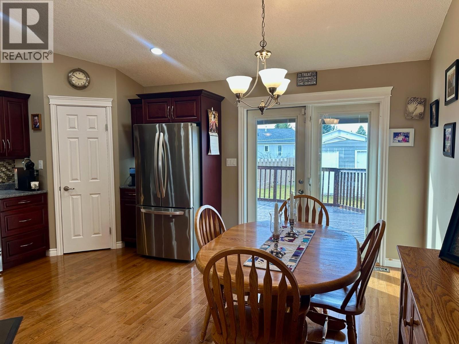 3485 HARGREAVES AVENUE, Vanderhoof