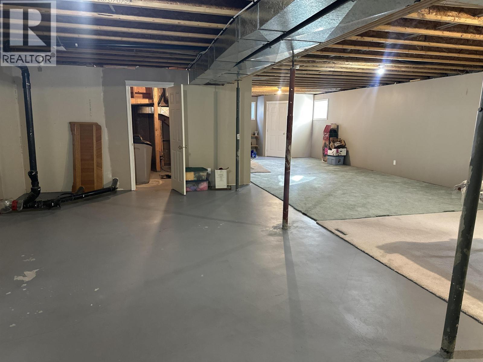 3485 HARGREAVES AVENUE, Vanderhoof