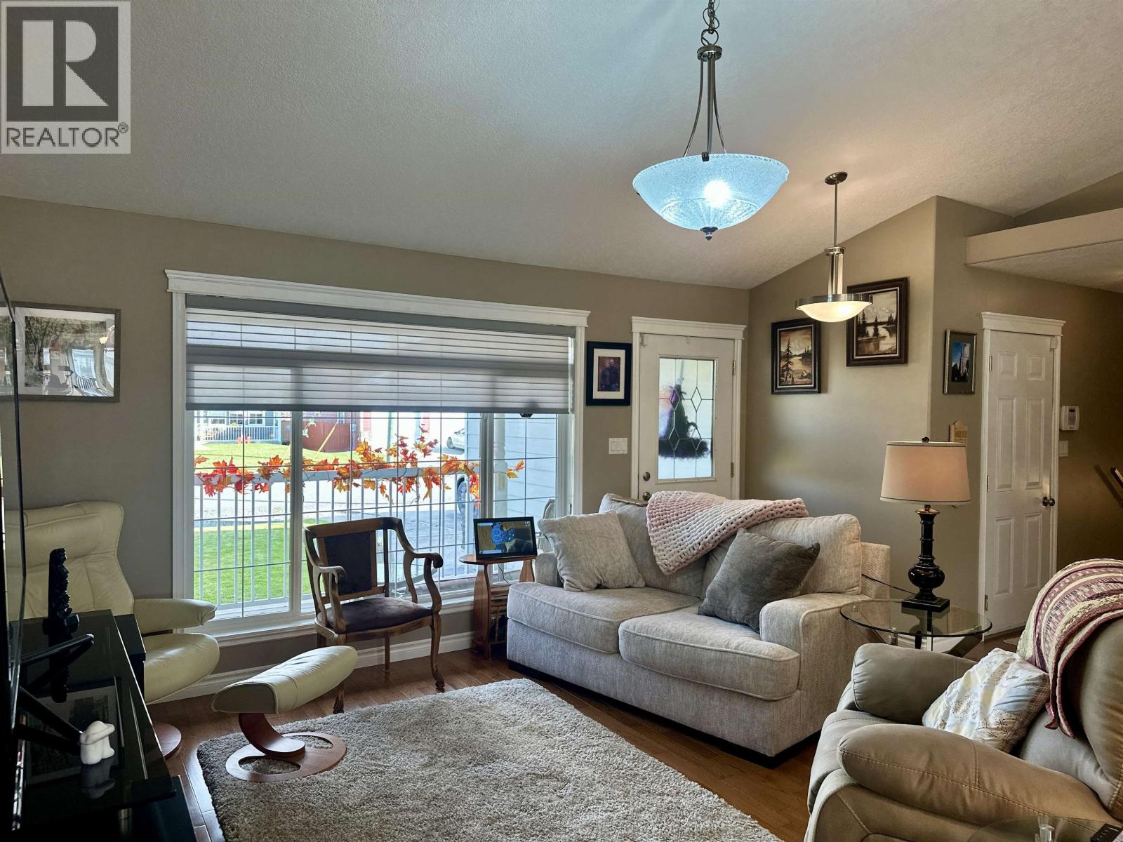 3485 HARGREAVES AVENUE, Vanderhoof