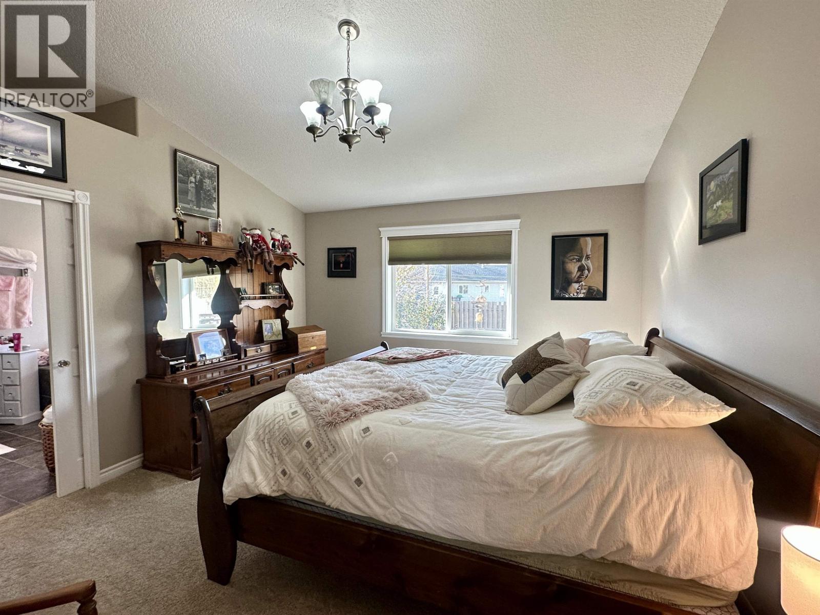 3485 HARGREAVES AVENUE, Vanderhoof