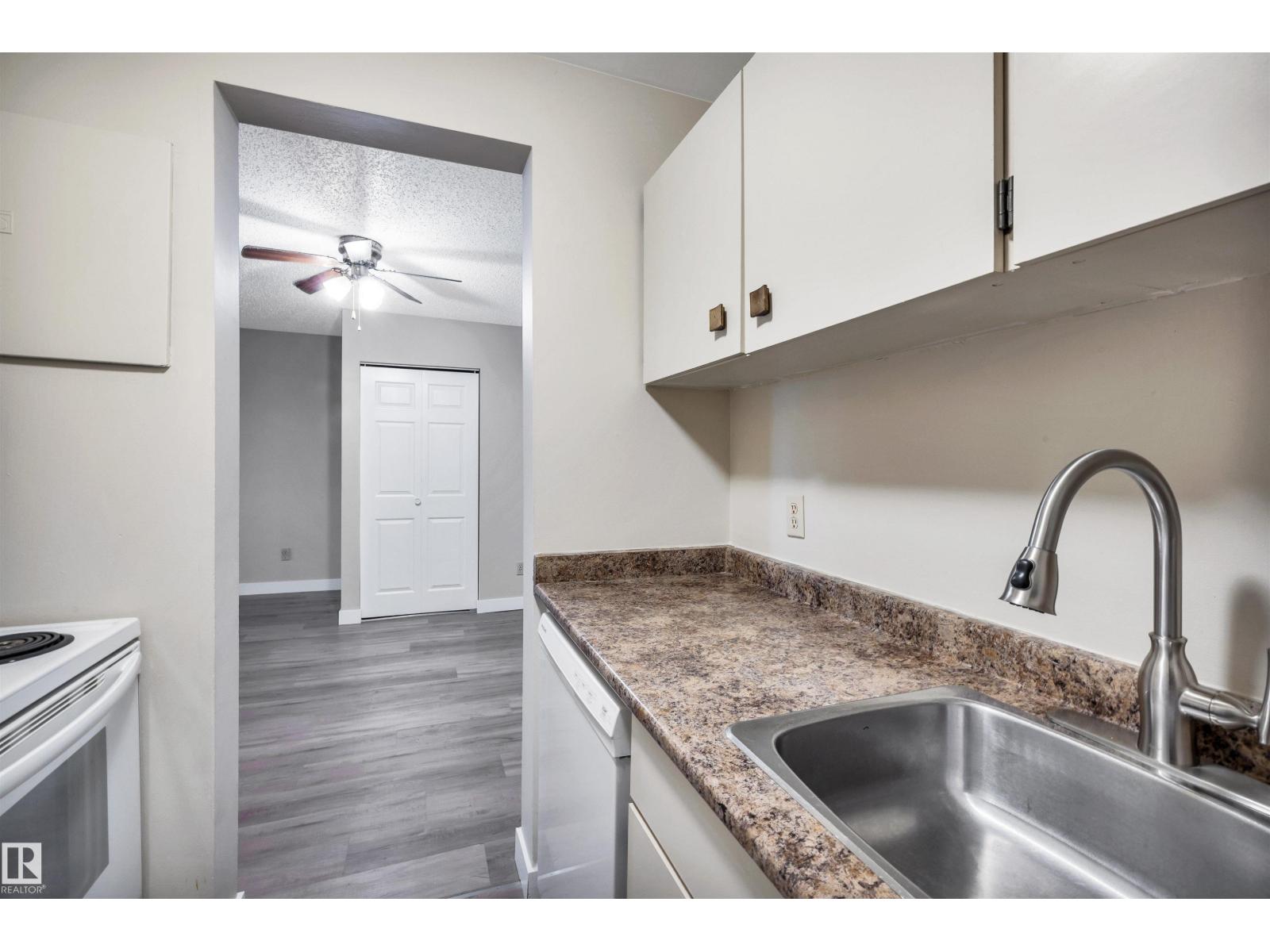 5011 TUDOR GL, St. Albert