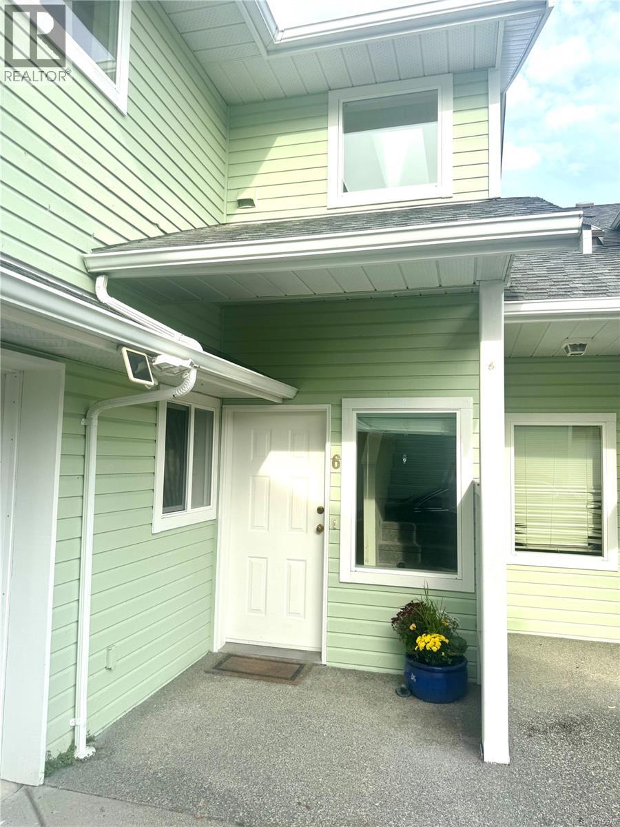 6 1441 Hillside Avenue, Victoria