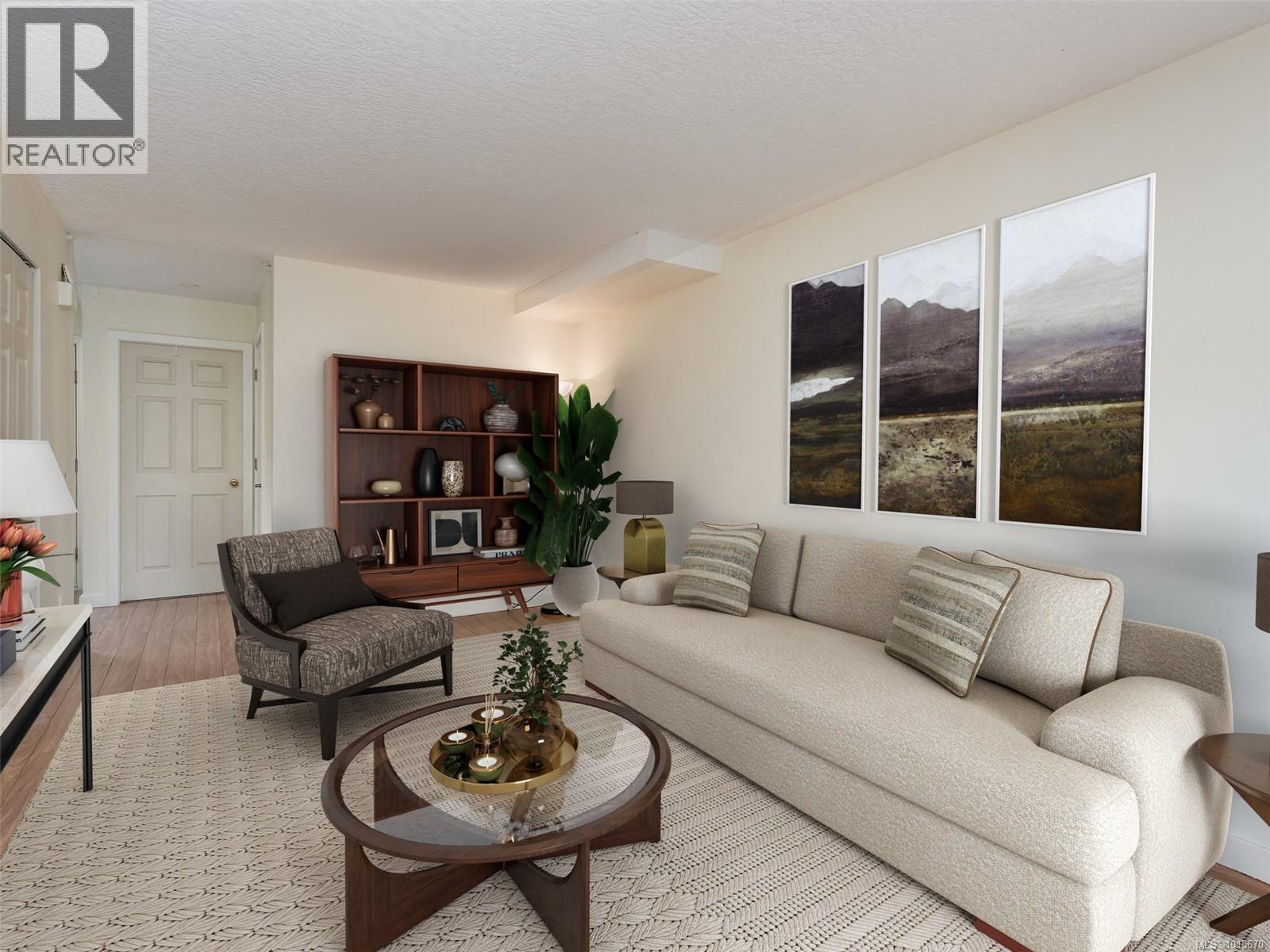 6 1441 Hillside Avenue, Victoria