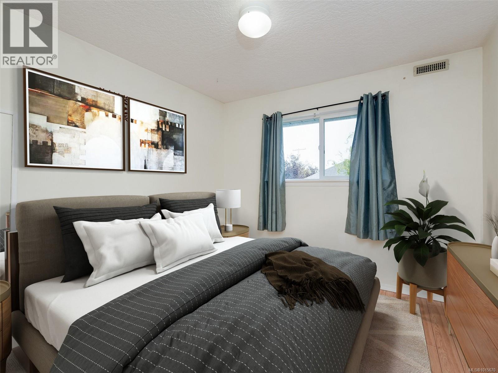 6 1441 Hillside Avenue, Victoria