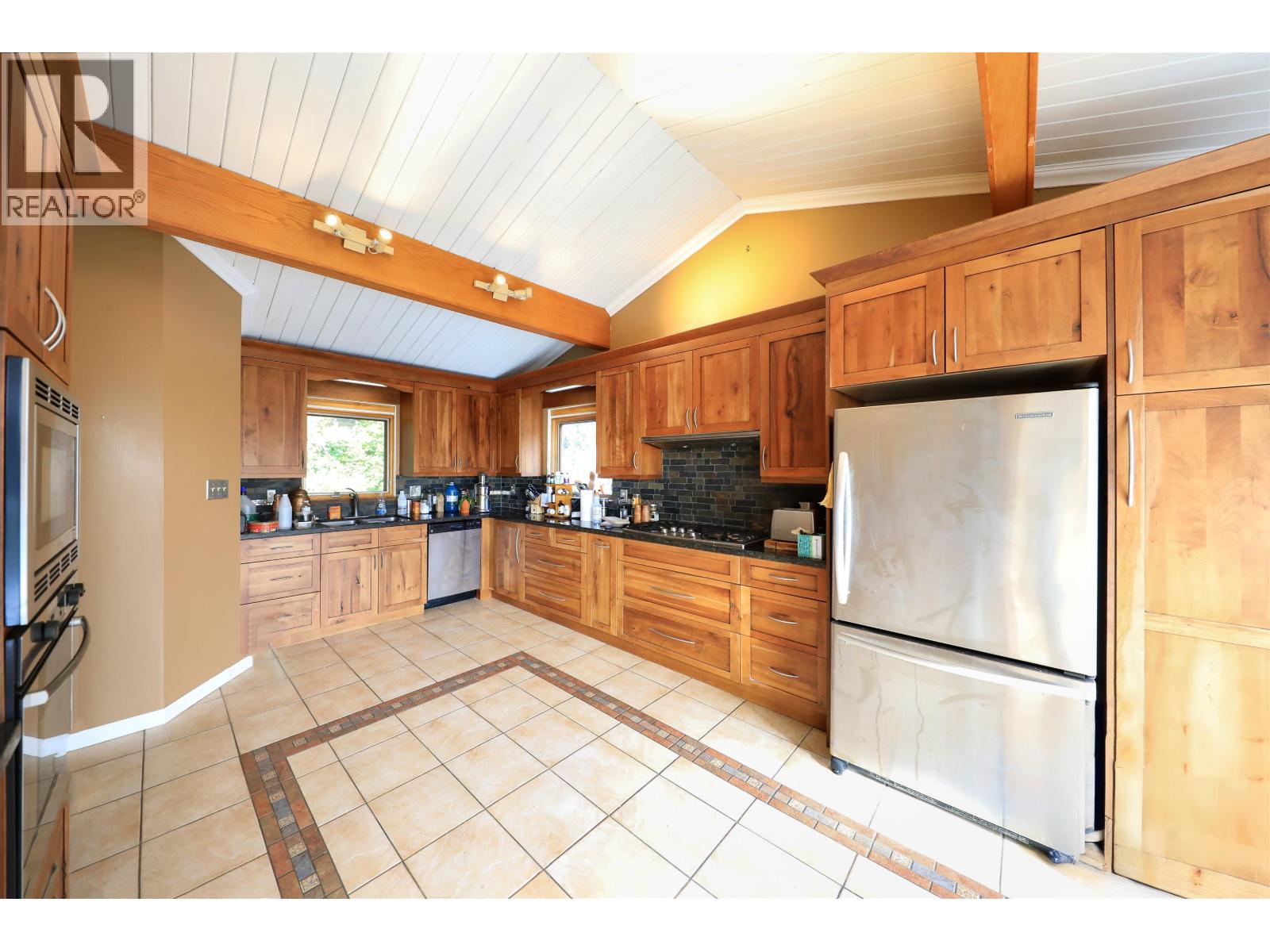 510 ST. ANDREWS ROAD, West Vancouver