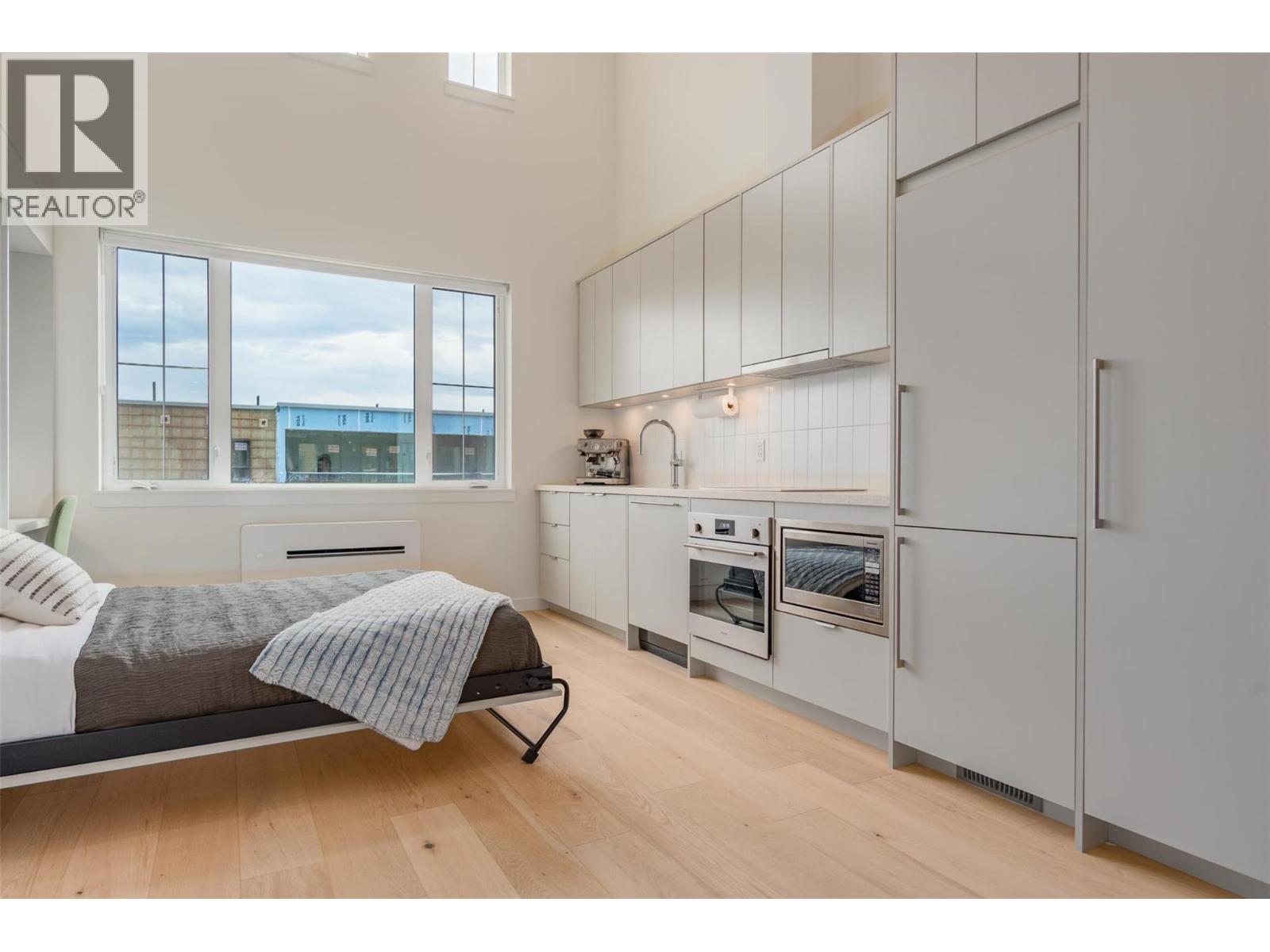 4280 Red Mountain Road Unit# 423, Rossland