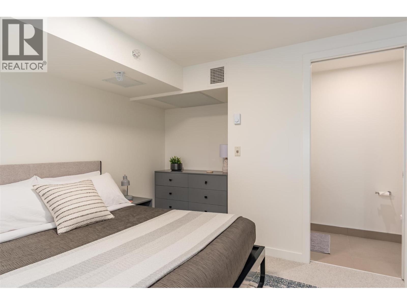 4280 Red Mountain Road Unit# 423, Rossland