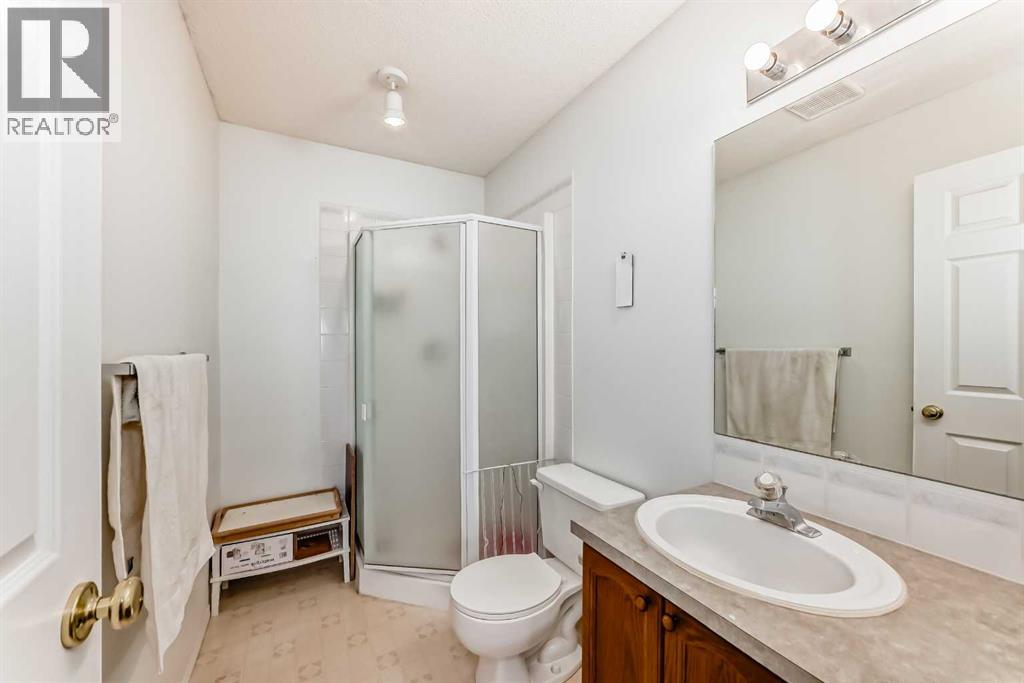 Single Family House for Sale in   Harvest Gold Manor NE Harvest Hills Calgary 