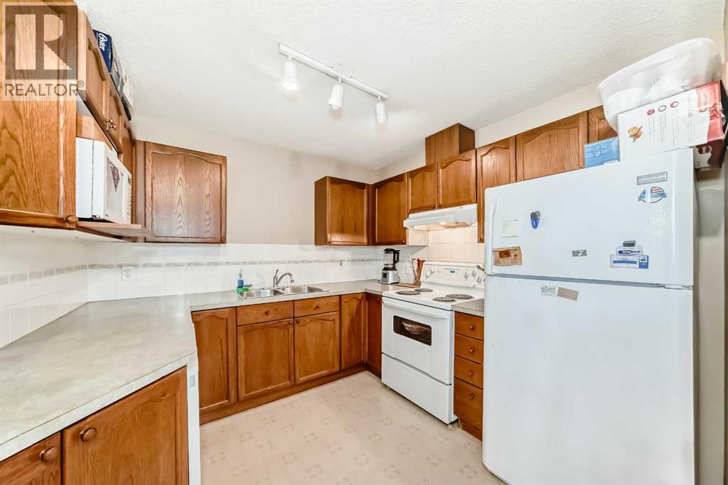 Single Family House for Sale in   Harvest Gold Manor NE Harvest Hills Calgary 