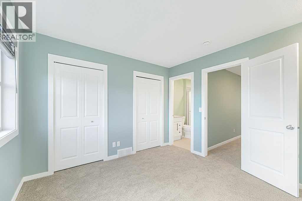 Single Family House for Sale in  Spring Willow Close SW Springbank Hill Calgary 