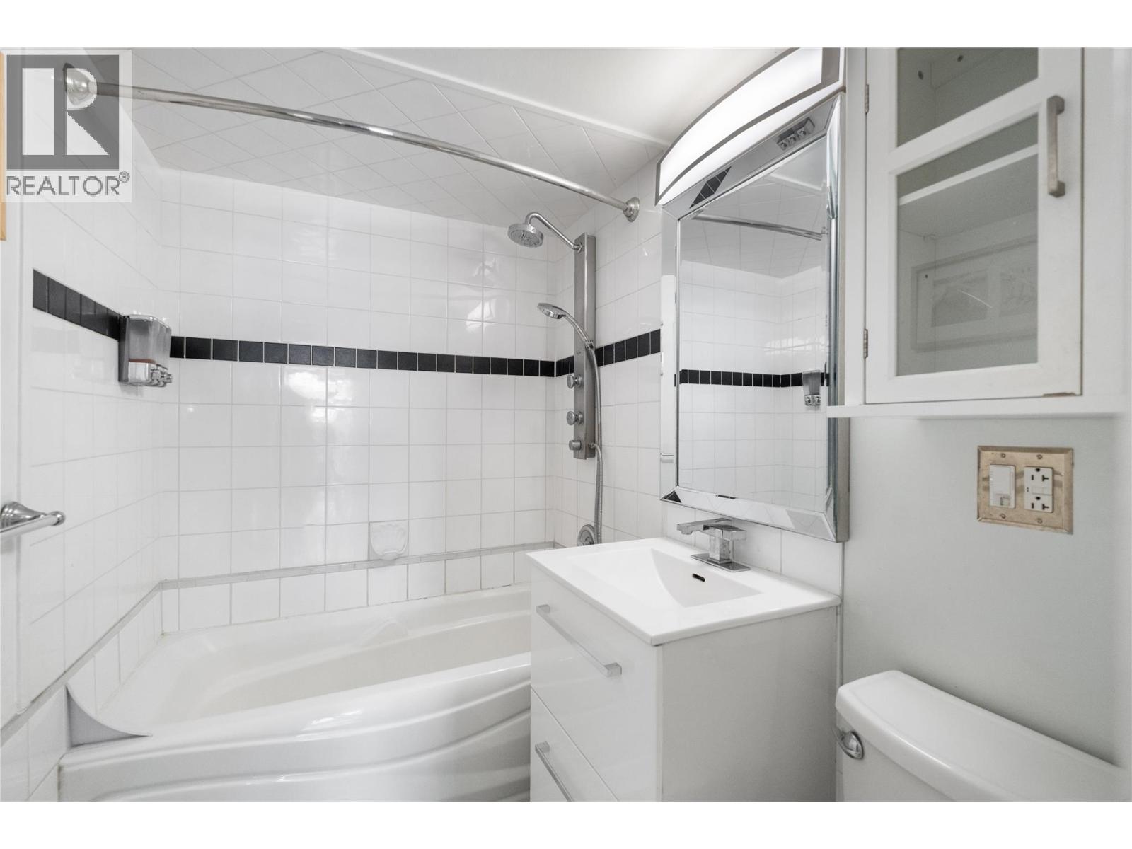 #14 353 Boyce Crescent - 14