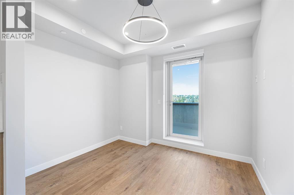 Single Family House for Sale in   A Street NW West Hillhurst Calgary 