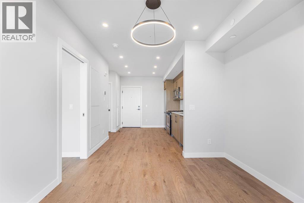 Single Family House for Sale in   A Street NW West Hillhurst Calgary 