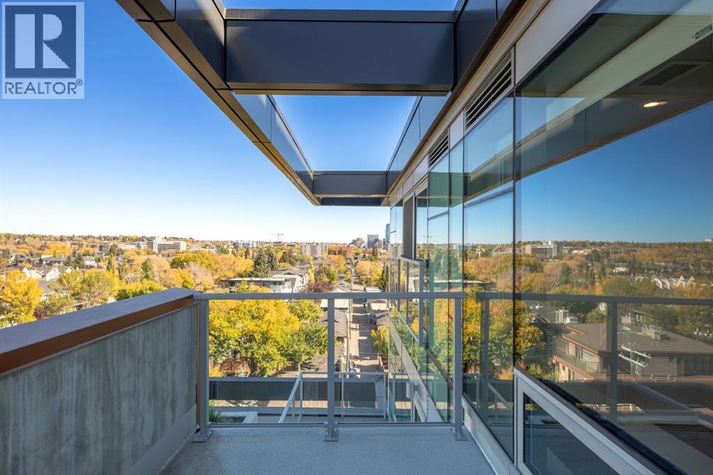 Single Family House for Sale in   A Street NW West Hillhurst Calgary 