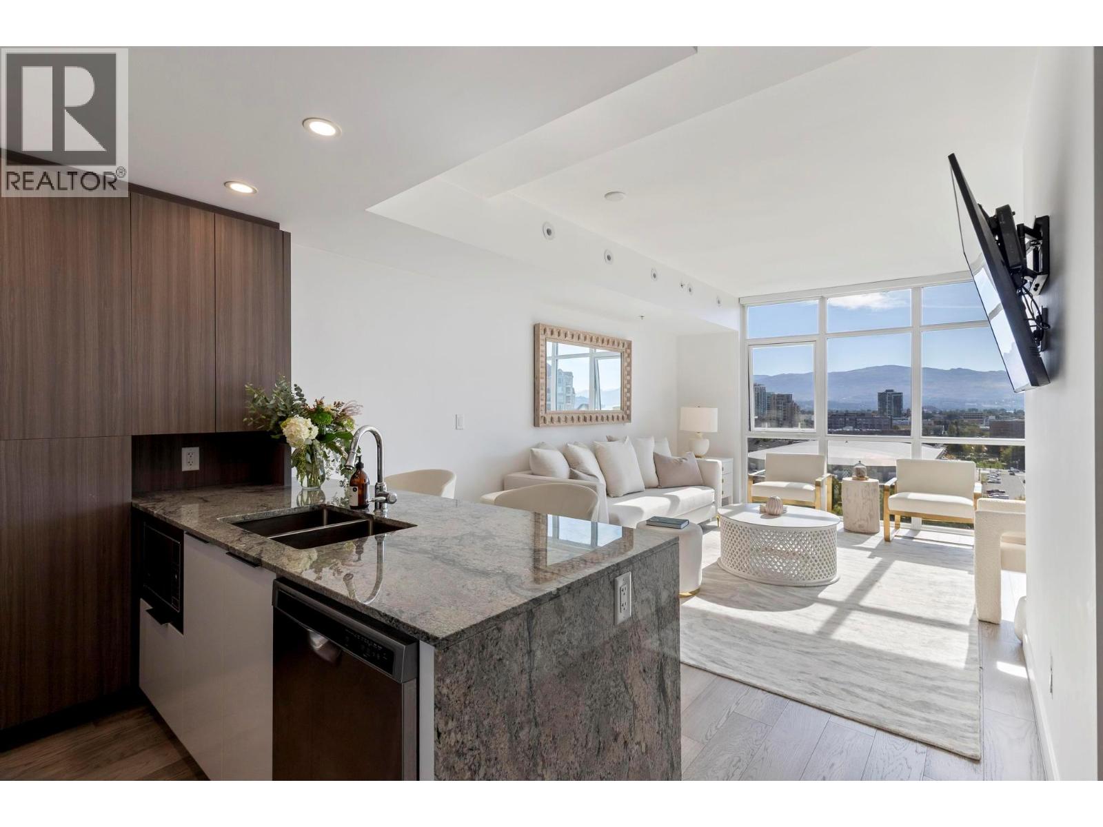 1106 1151 Sunset Drive, Kelowna