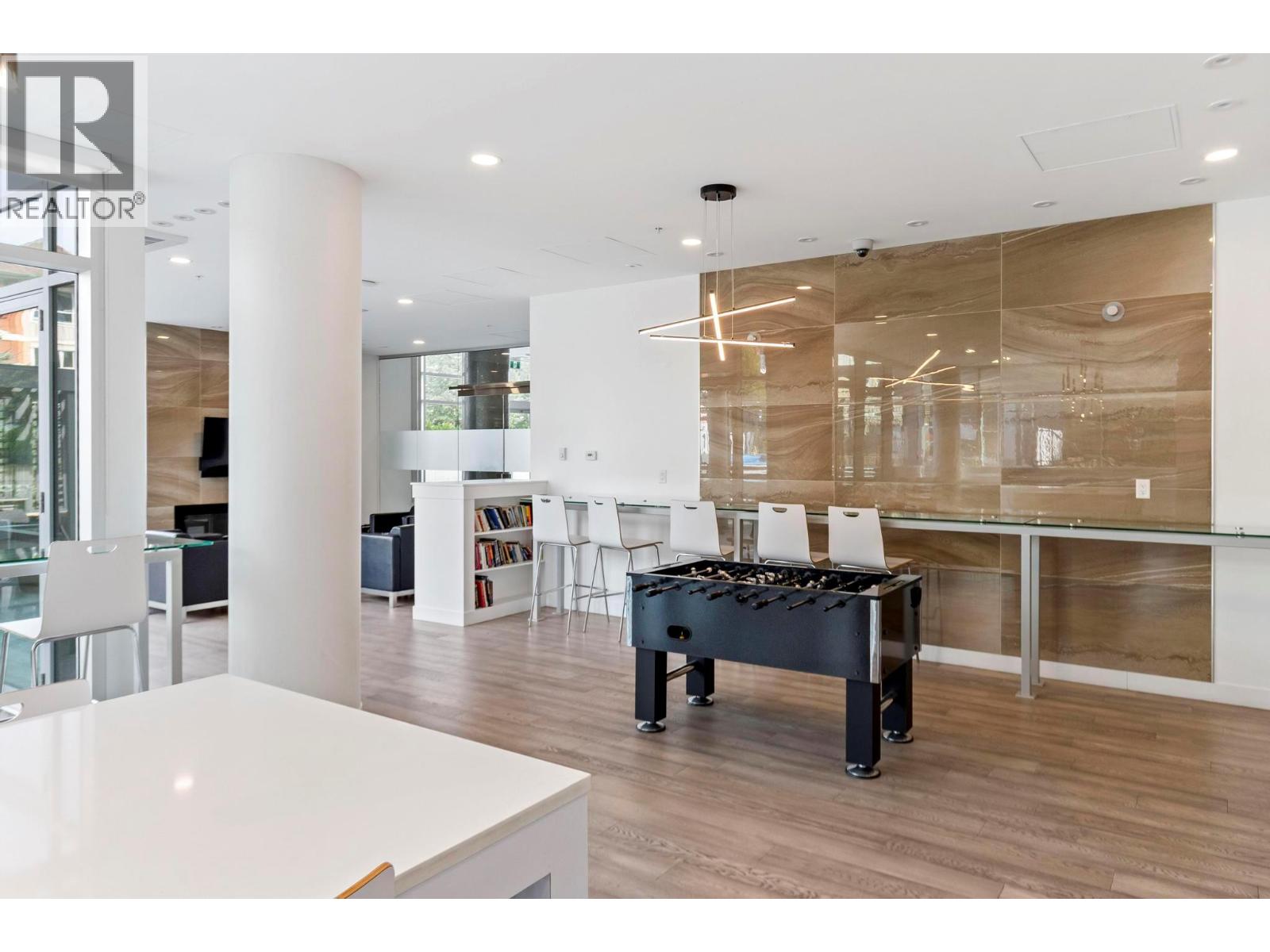 1106 1151 Sunset Drive, Kelowna