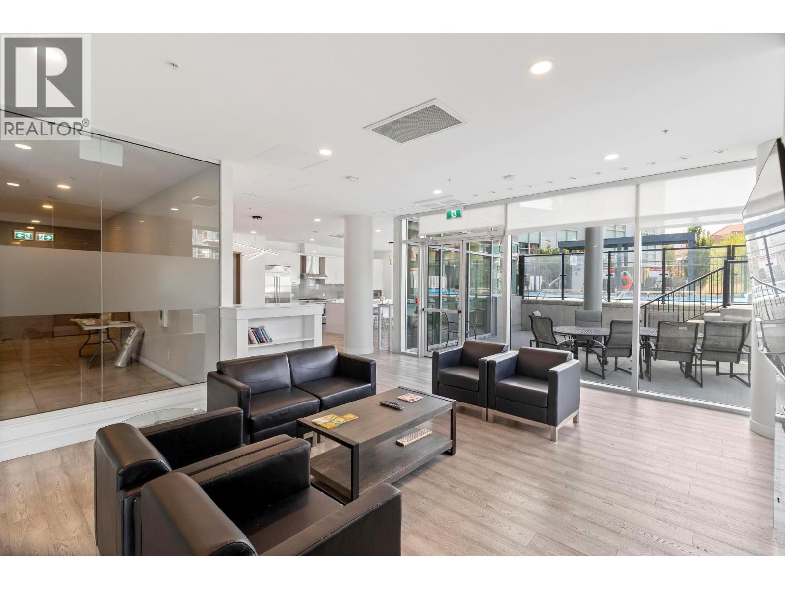 1106 1151 Sunset Drive, Kelowna