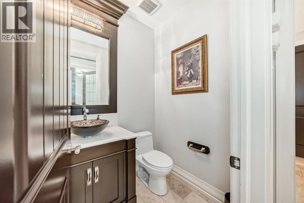 Single Family House for Sale in  Aspen Ridge Heath SW Aspen Woods Calgary 