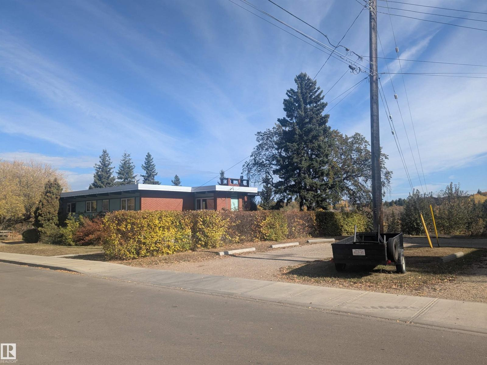 8311 96 ST NW, Edmonton