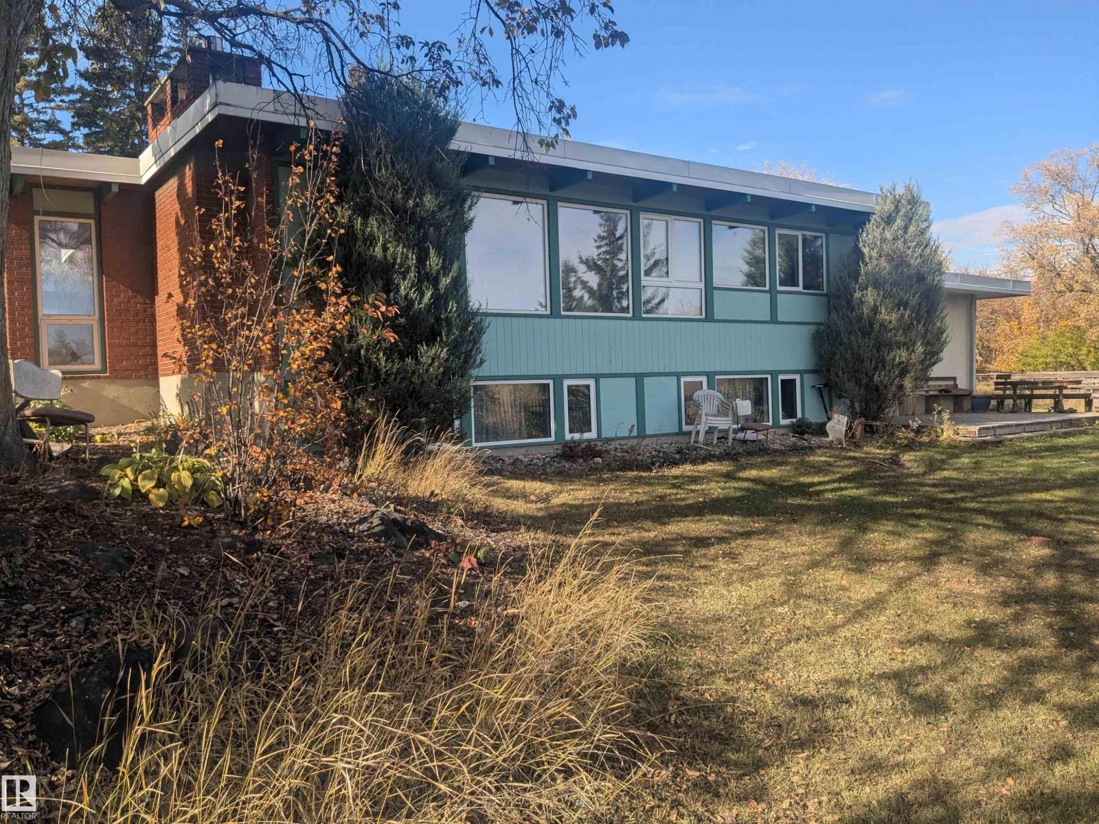 8311 96 ST NW, Edmonton