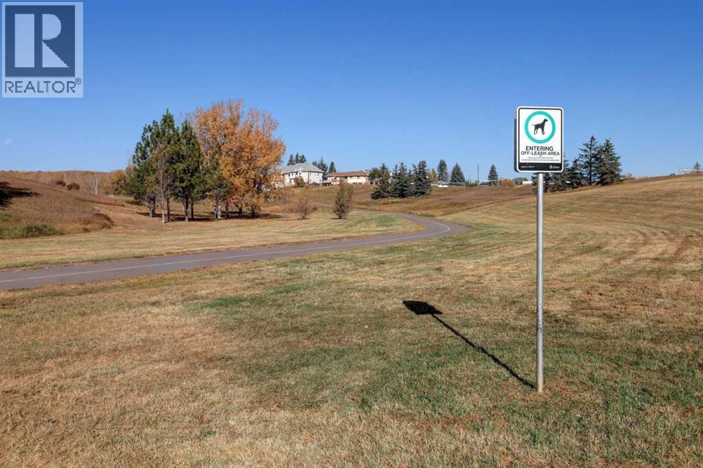 303, 4455D Greenview Drive NE, Calgary, Alberta
