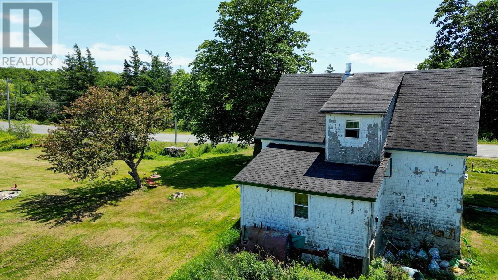 Property 12 of 30 of 101 9281 Highway 101