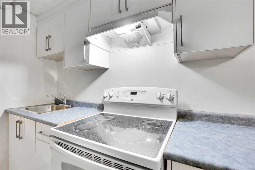 Single Family House for Sale in  Falmead Bay NE Falconridge Calgary 