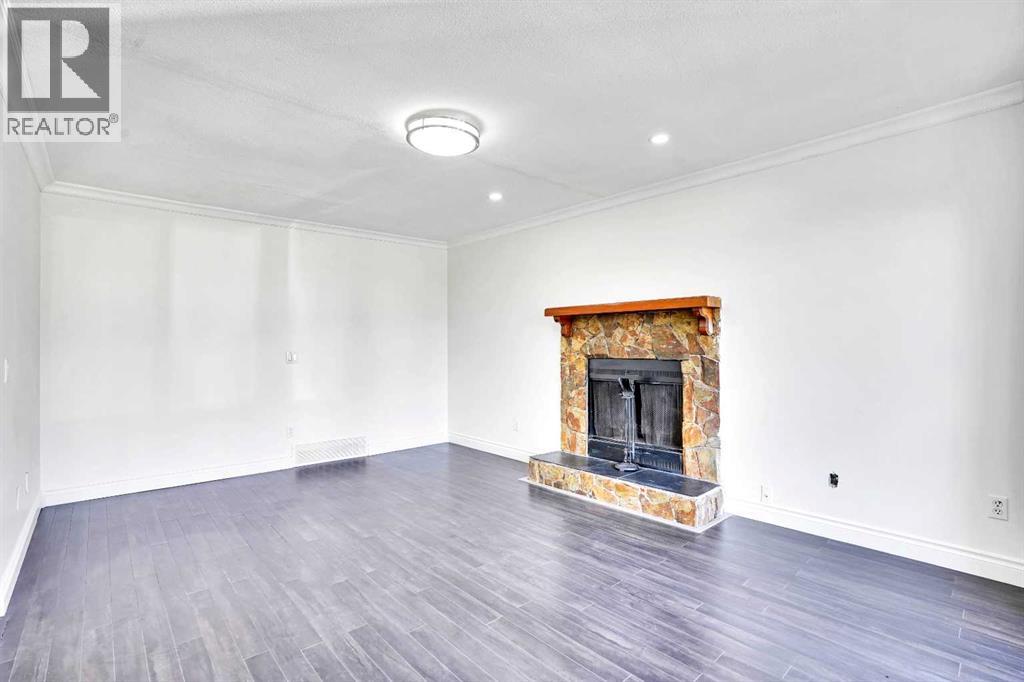 Single Family House for Sale in  Falmead Bay NE Falconridge Calgary 