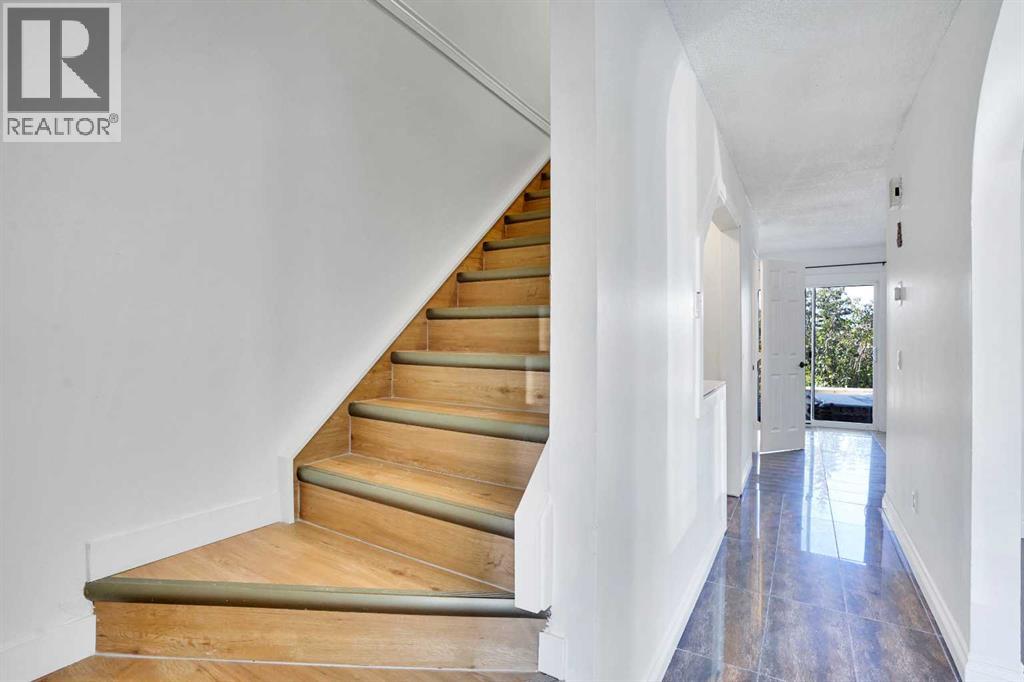 Single Family House for Sale in  Falmead Bay NE Falconridge Calgary 