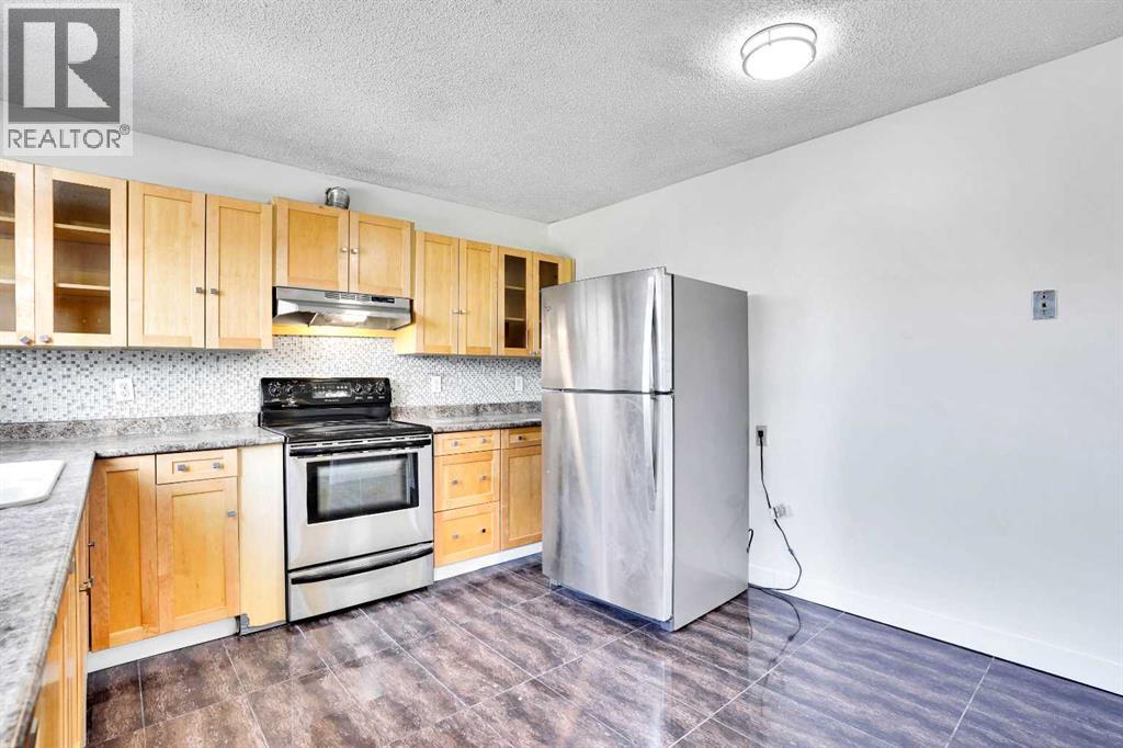 Single Family House for Sale in  Falmead Bay NE Falconridge Calgary 