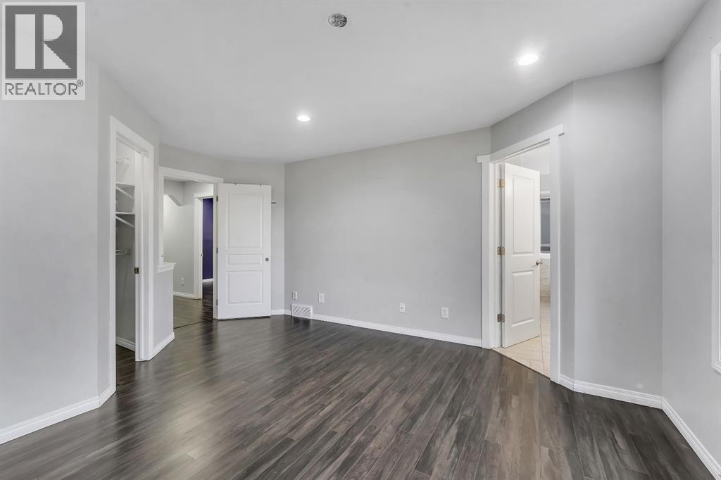 Single Family House for Sale in  Saddlebrook Way NE Saddle Ridge Calgary 