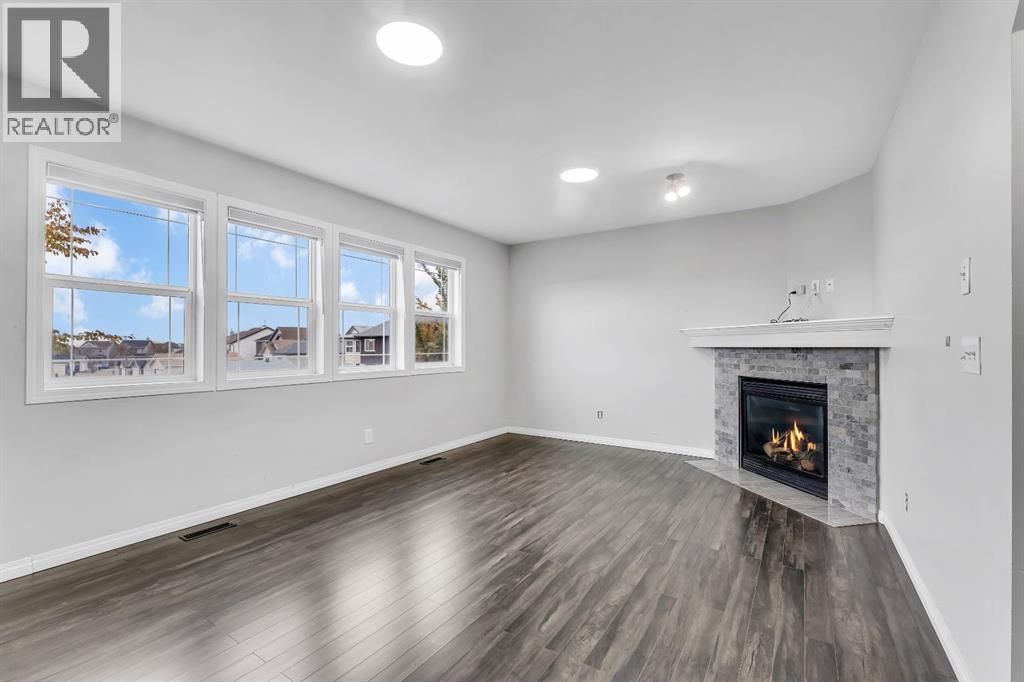 Single Family House for Sale in  Saddlebrook Way NE Saddle Ridge Calgary 