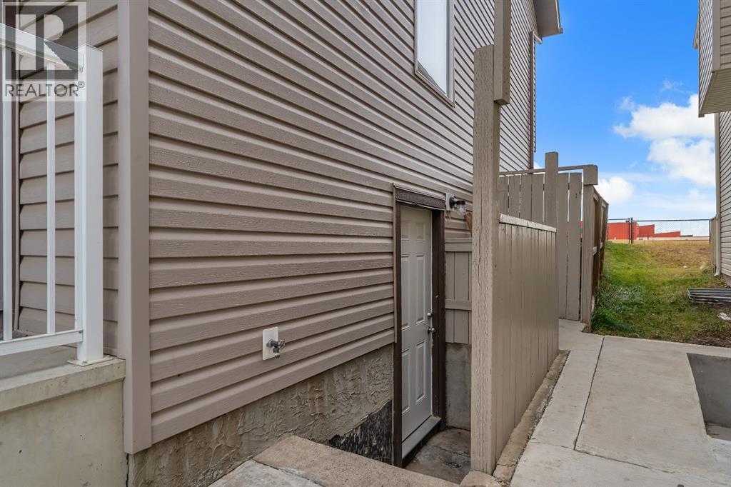 Single Family House for Sale in  Saddlebrook Way NE Saddle Ridge Calgary 