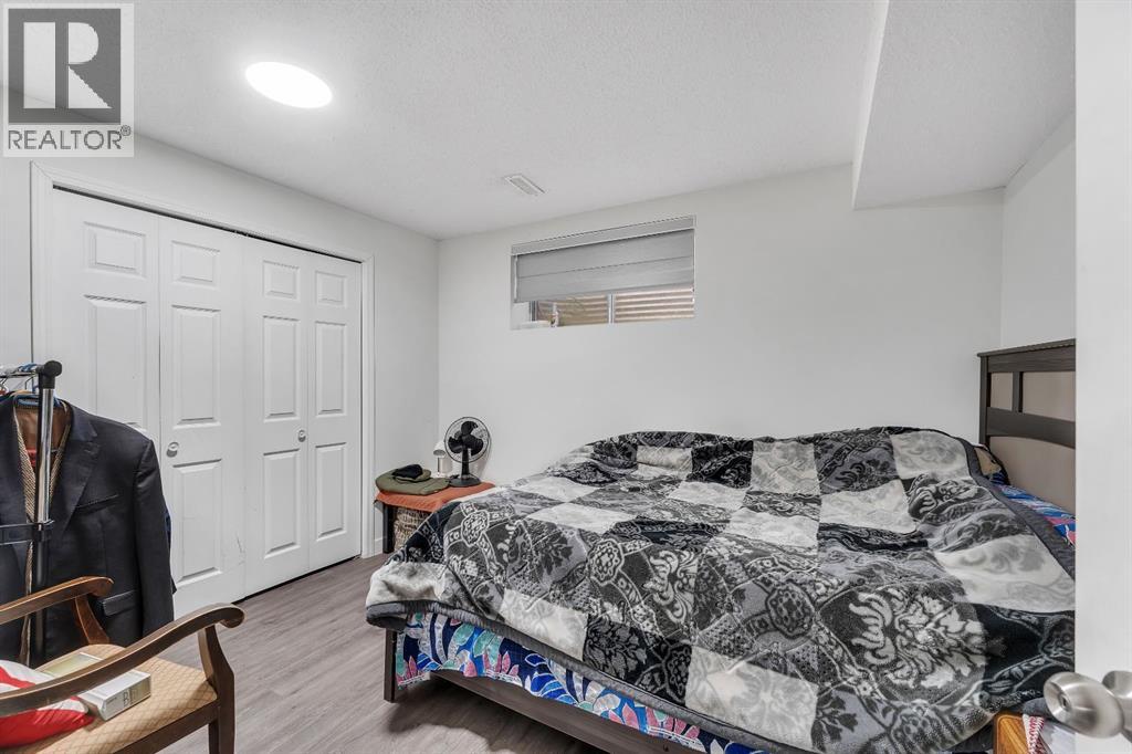 Single Family House for Sale in  Saddlebrook Way NE Saddle Ridge Calgary 
