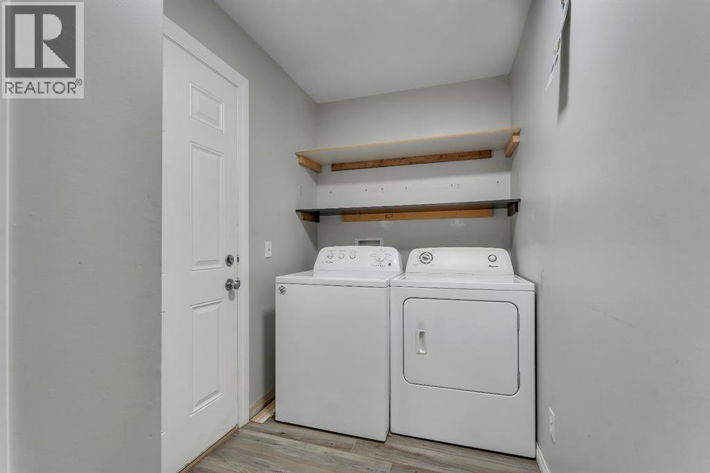 Single Family House for Sale in  Saddlebrook Way NE Saddle Ridge Calgary 