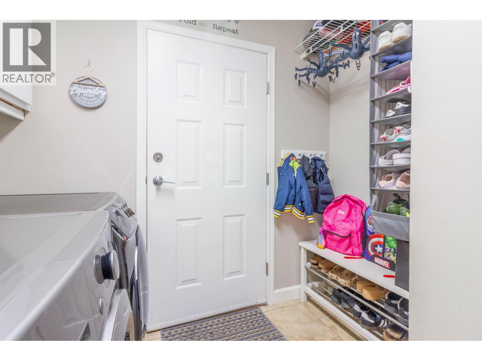 1872 WALNUT CRESCENT, Coquitlam