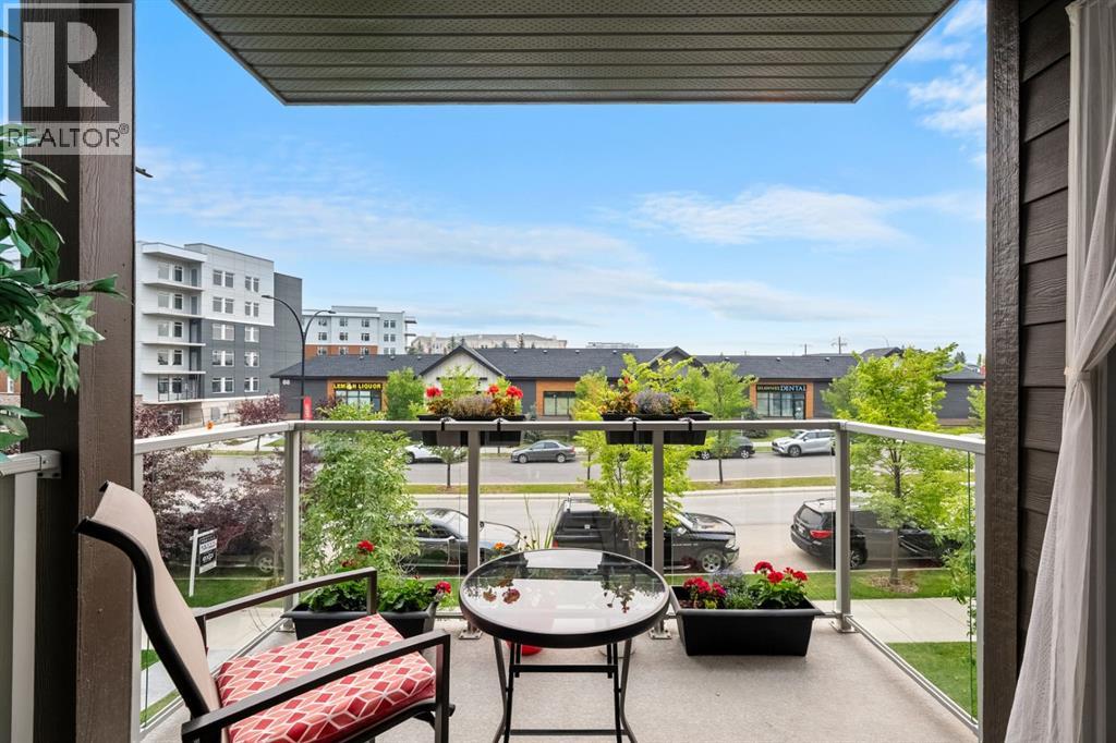 Single Family House for Sale in   Shawnee Square SW Shawnee Slopes Calgary 