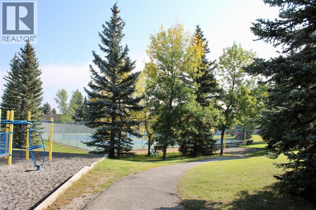 Single Family House for Sale in   Shawnee Square SW Shawnee Slopes Calgary 