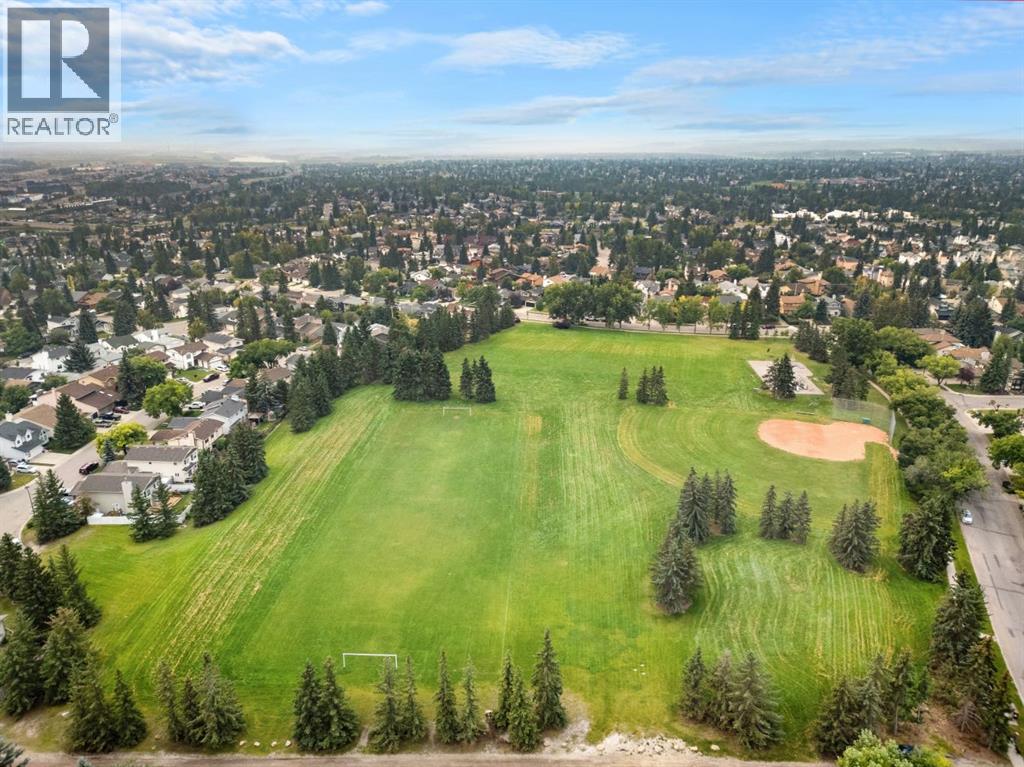 Single Family House for Sale in   Shawnee Square SW Shawnee Slopes Calgary 